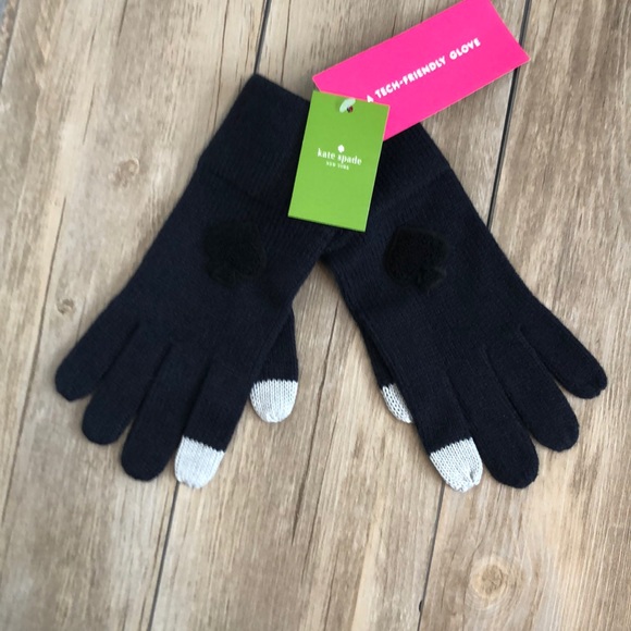 kate spade Accessories - NWT Kate Spade Navy Blue signature gloves
